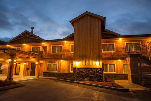Pelican Shores Inn, Забронировать Отель Отели Линкольн-Сити с парковкой, рядом с Putt N Bat, Парковка