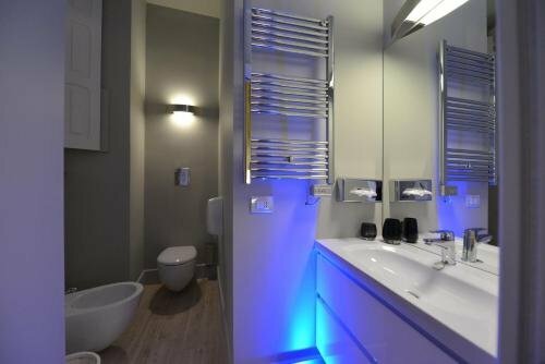 Le Stanze di Corteinfiore, Book Hotel Trani Apulien