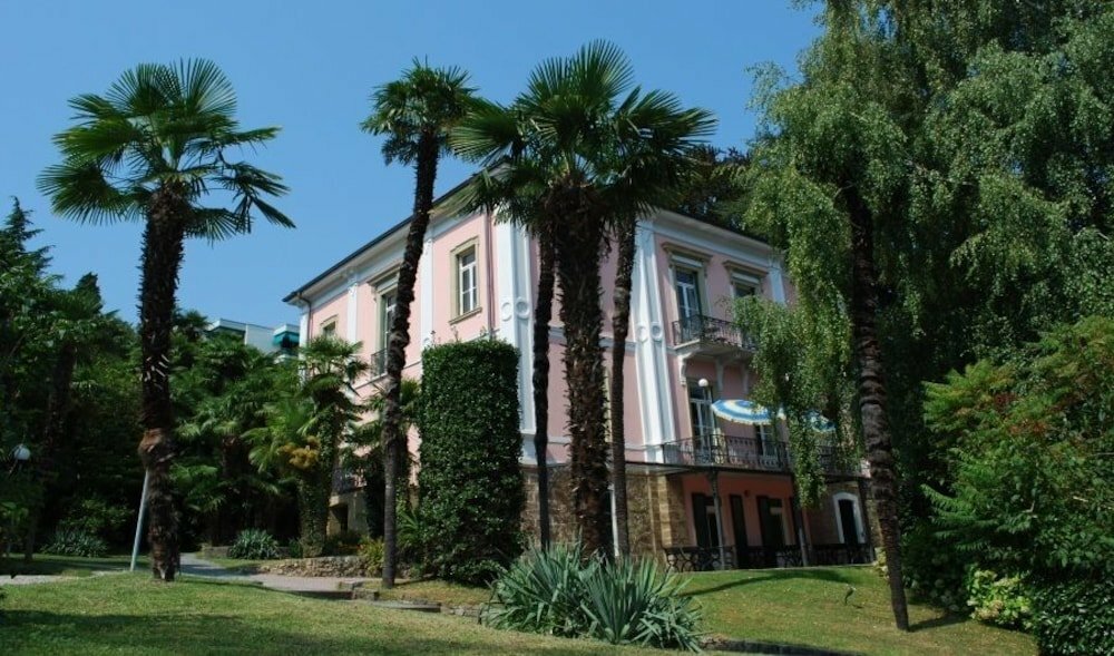 Hotel & Hostel Montarina