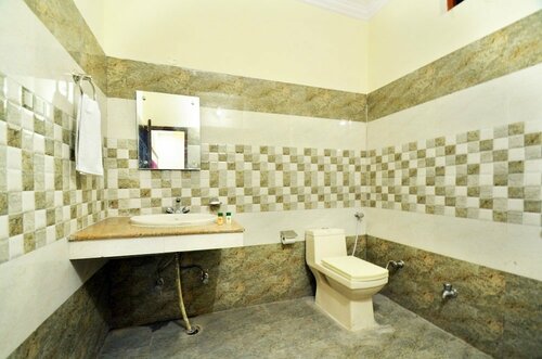 OYO 8423 Grand Park, Book Hotel Hoteller i Chandigarh Region med parkering, Parkering