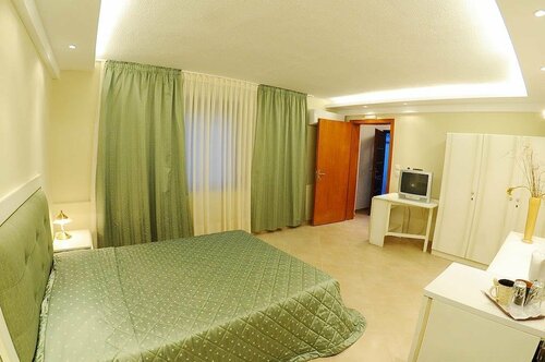 Villa Romantica Hotel, Rezervați Hotel Hoteluri și cazare în Kavala, Hotel