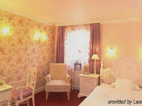 Landhotel Kern, Забронировать Отель Бад-Цвестен 