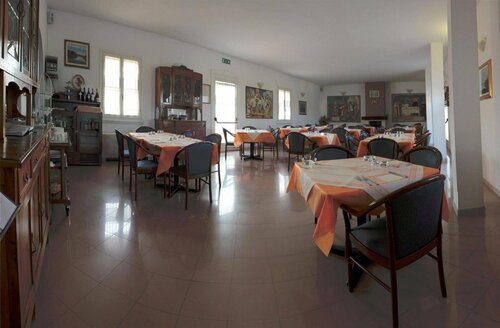 Locanda Del Passo Pomposa, Забронировать Отель Отели Ариано-нель-Полезине с парковкой, Парковка