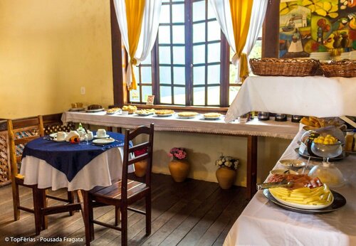 Hotel Pousada Villa Zena - Frente ao Mar - Pé na areia, Забронировать Вилла Арраял-д'Ажуда 