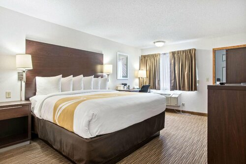 Quality Inn Near Mount Rushmore, Забронировать Отель Хилл-Сити штат Южная Дакота