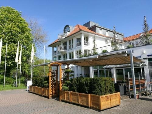 Seehotel Fährhaus, Забронировать Отель Отели East Frisia 4 звезды, 4*