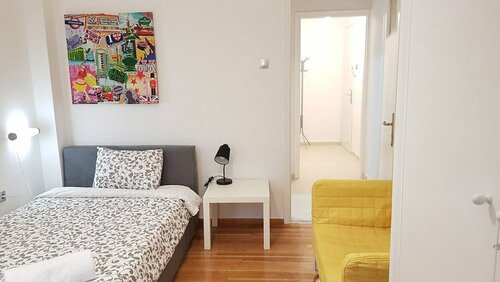 Erra - Yellow - Studio - Athens Center,30m²,1 BD,1 BATH, Забронировать Апартаменты/квартира Афины периферийная единица Центральные Афины