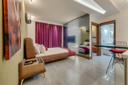 Concept Suites, Забронировать Отель Отели Айдына с бассейном, Бассейн