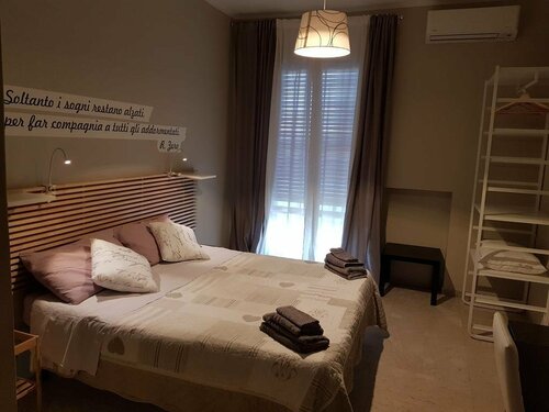 B&B Piazza Carmine, Book Bed and Breakfast Taranto Salento