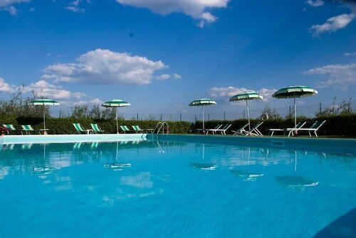 Azienda Massi - Agriturismo Macinatico1, Book Hotel Hoteller i Val D'Elsa med pool, Swimmingpool