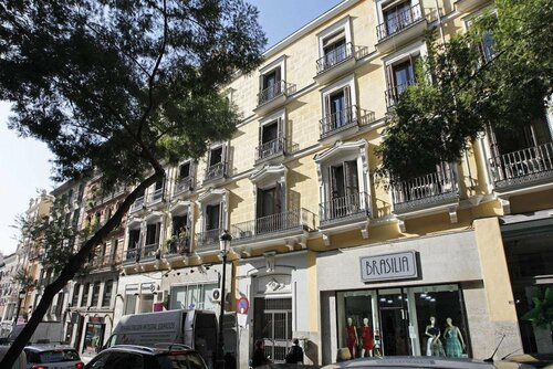 Madrid Centric Suites, Забронировать Отель центр города Мадрид, рядом с Станция метро Pirámides