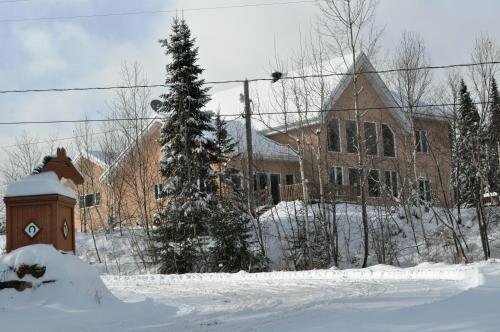 La Tanière de lOurs, Забронировать Отель «постель и завтрак» Отели Lanaudiere 3 звезды, 3*
