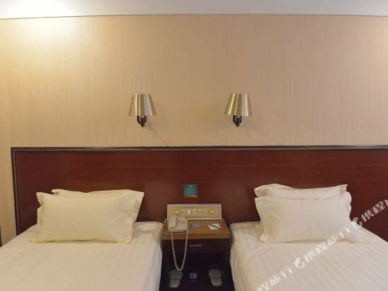 Magnotel Jinan Zoo Wuyingshan North Road Hotel