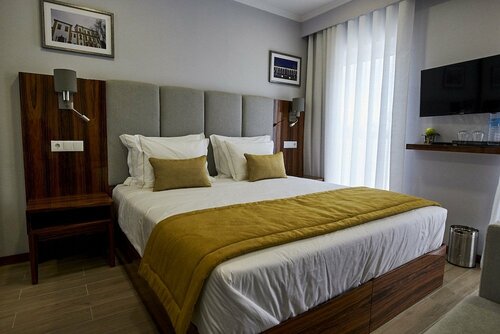 Memória Charming House, Забронировать Хостел Ангра-ду-Эроишму Терсейра