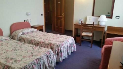 Albergo Cerchi, Забронировать Отель Тортона Пьемонт