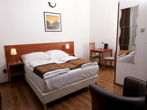 King's Hotel, Book Hostel / Vandrerhjem Budapest Vandrehjem, Hostel / Vandrerhjem