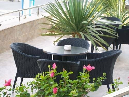 Hotel El Trebol, Забронировать Отель Карбонерас Коста-де-Альмерия