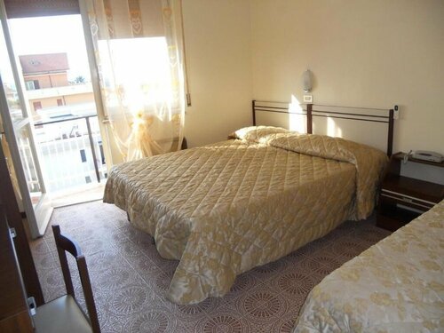 Hotel Blurelda, Забронировать Отель Отели Сильви с завтраком, Завтраки