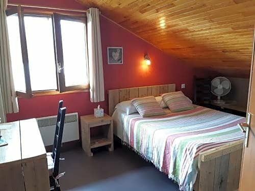 Hôtel les Chaumettes, Забронировать Отель Савин-лё-Ляк Lac de Serre-Ponçon