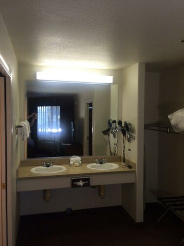 Holiday Inn Selma - Swancourt by IHG, Buchen Sie Hotel Selma Kalifornien