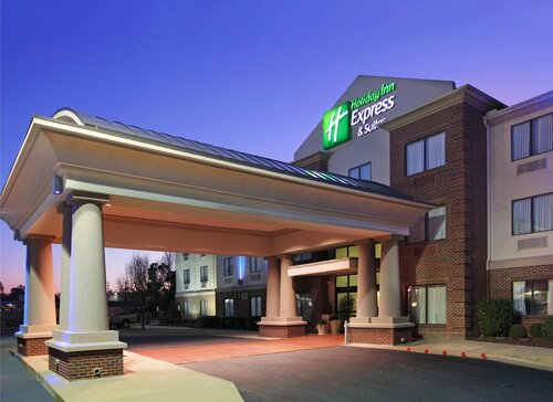 Comfort Inn & Suites Pine Bluff, Rezerwuj Hotel Hotele w Ozark z parkingiem, Parking