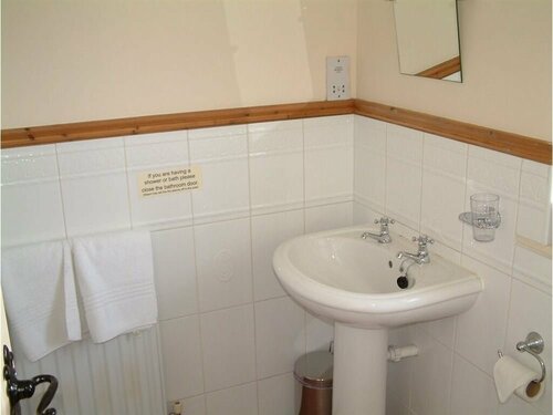 Travellers Rest, Book Hotel Hotels in Juniper with Parking, Parking