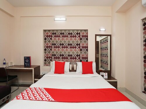 Collection O 30316 The Corporate Inn, Забронировать Отель Отели Джадапур 3 звезды, 3*