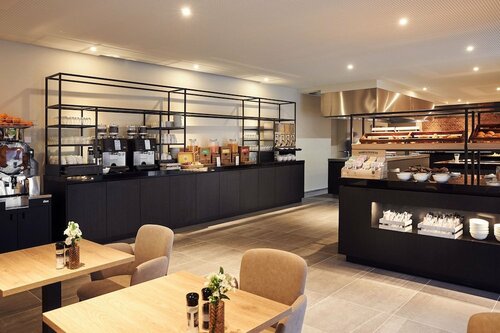 Van der Valk Hotel Mechelen, Забронировать Отель Мехелен провинция Антверпен, рядом с Рыбный рынок Мехелена