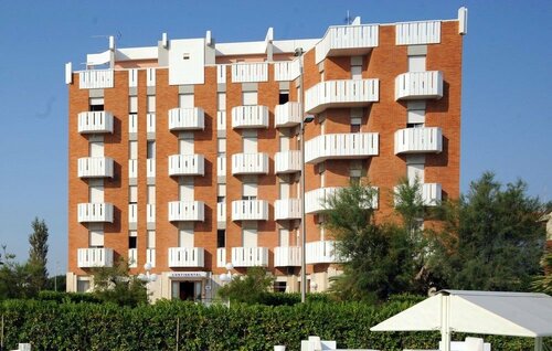 Hotel Continental Fano, Забронировать Отель Отели в центре Фано с завтраком, отели в центре Фано с завтраком