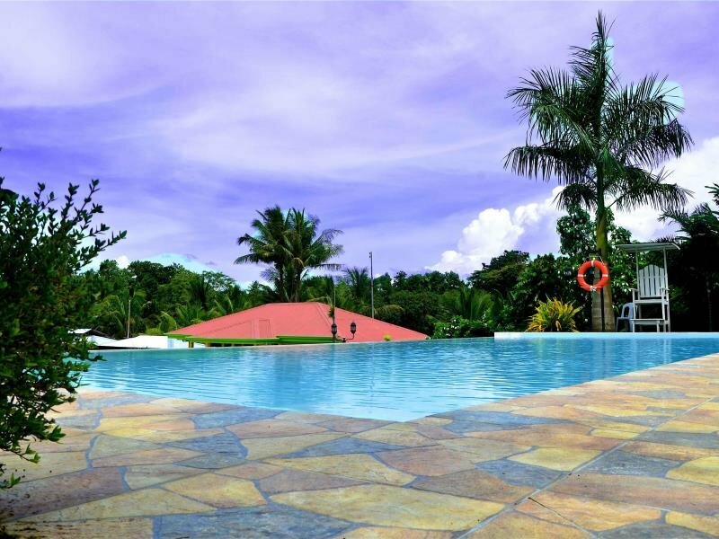 Royal Farm Resort