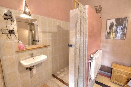 Hotel Baddou, Забронировать Отель Отели Тамтетушт с завтраком, Завтраки