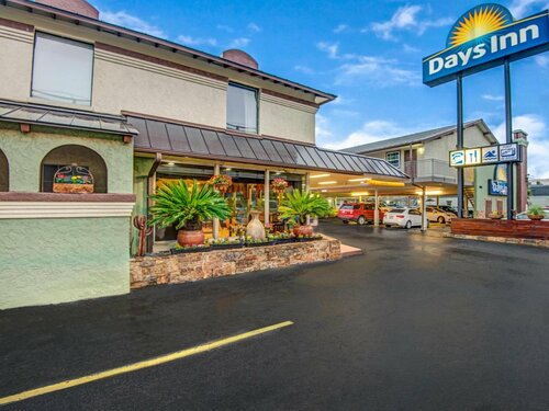 Days Inn by Wyndham Austin/University/Downtown, Book Hotel Austin Greater Austin