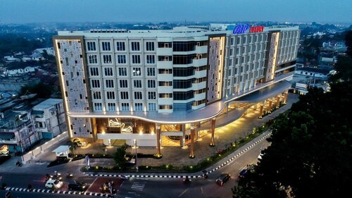 Bw Luxury Jambi, Забронировать Отель Бизнес-отели Джамби, 4* 5*