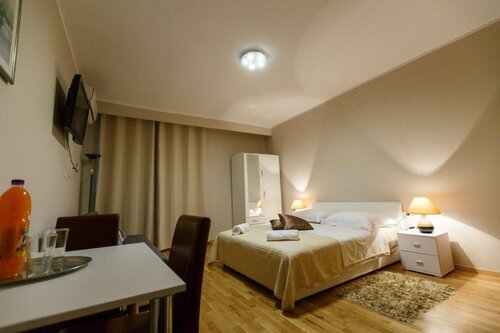 Apartments and Rooms Golden Gate, Reserva ahora Apartamento Hoteles en Croatian Islands con aparcamiento, Aparcamiento