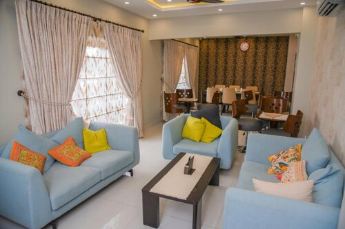 Orchards Cottage Hotel, Book Hotel 3-stjernede hoteller i Karachi, 3*