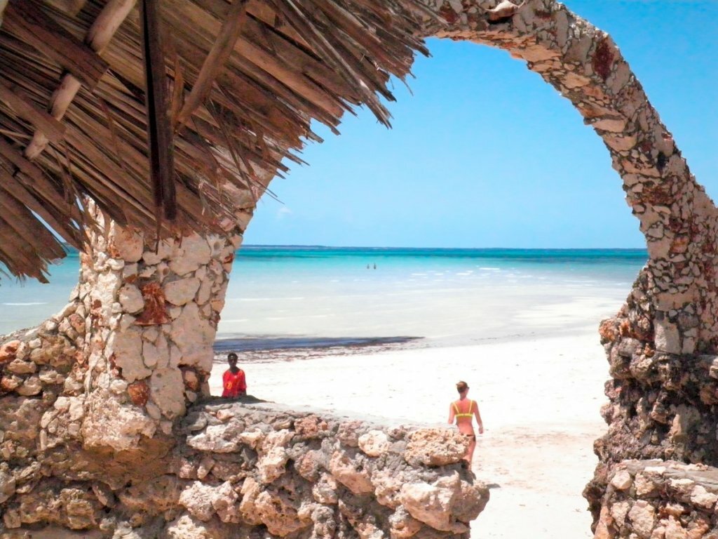 PalumboReef Beach Resort Zanzibar