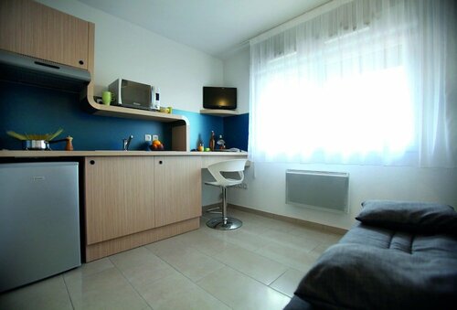 Suit'Etudes Portes d'Espagne, Book Hotel Hoteller i Perpignan med parkering, Parkering