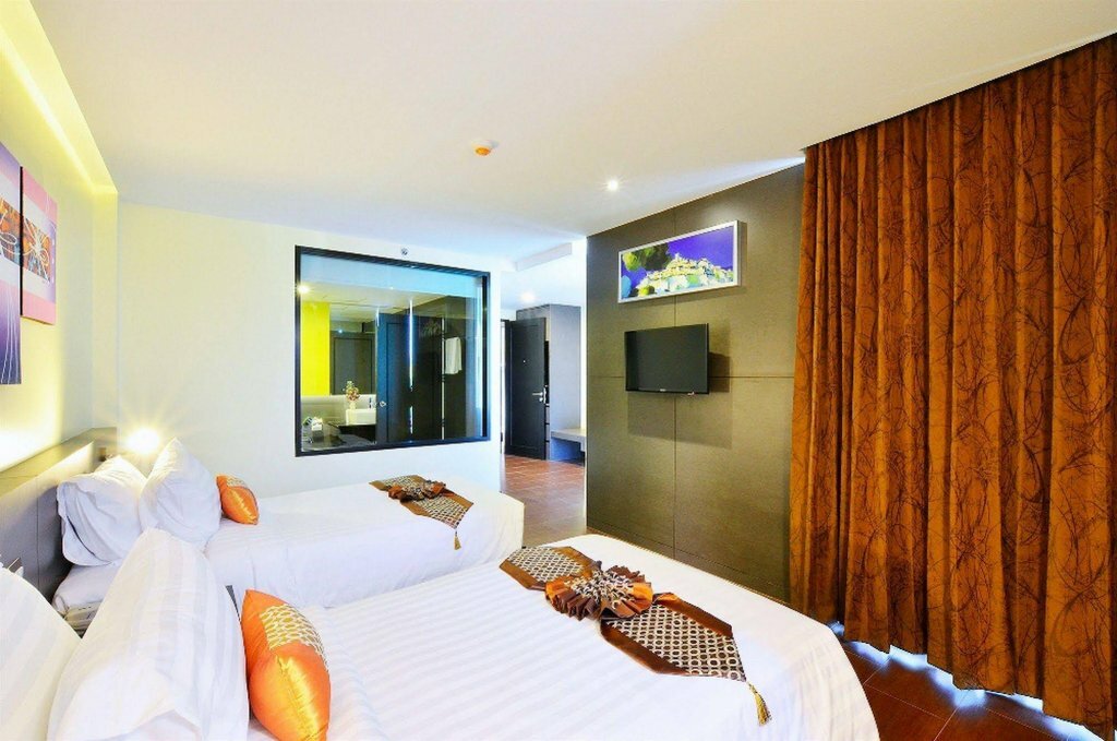 Lakkhana Poolside Resort