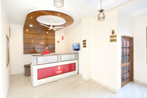 OYO 10330 Hotel Golden Brooks, Забронировать Отель Чандигарх Chandigarh Region