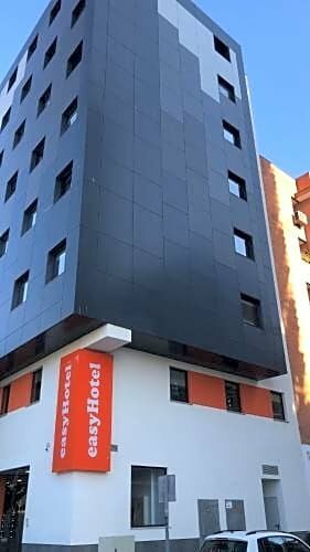 Four Points Flex by Sheraton Malaga Centre, Забронировать Отель Малага - центр Малага, рядом с Музей Automovilístico y de la Moda
