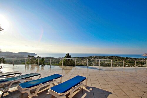 Bellavista - fantastic sea view villa in Moraira, Забронировать Вилла Виллы Валенсии, Вилла