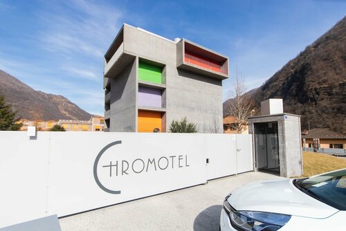 Chromotel self check-in, Забронировать Мотель Sigirino Тичино