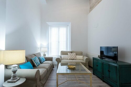 Holi-Rent Torneo, Забронировать Отель Отели Севильи 4 звезды, рядом с Edificio Expo, 4*