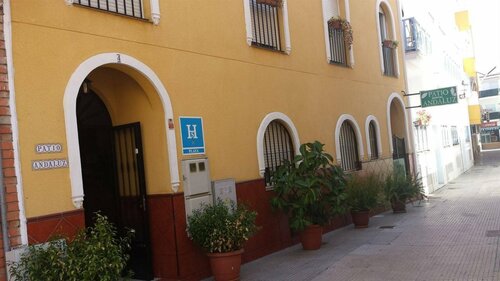 Hostal Patio Andaluz, Varaa Hostelli Edulliset hotellit Huelva:ssä