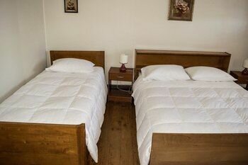 Costanera Hostel, Забронировать Хостел Далькауэ Chiloe, рядом с Nuestra Señora de los Dolores Church