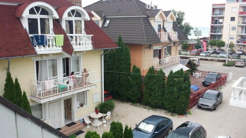 Crystal és Susanne Panzió, Rezervasyon Otel Siófok 