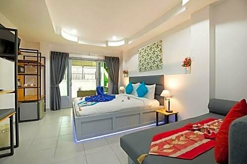 Colorize Boutique Hotel, Забронировать Бутик-отель Отели Самуи с парковкой, Парковка