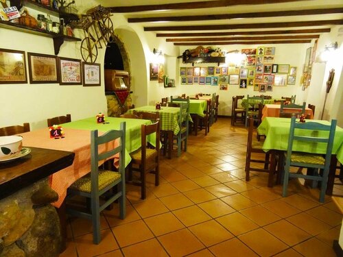 La Celestina, Rezervați Hotel Piana Crixia Liguria