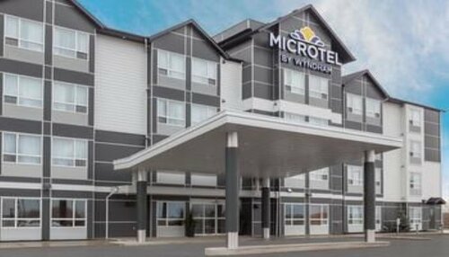 Microtel Inn & Suites by Wyndham Val-d Or, Забронировать Отель Вал-д'Ор Abitibi-Temiscamingue