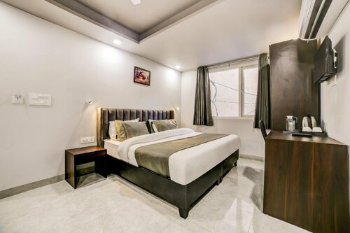 Collection O 77161 Shalimar Bagh
